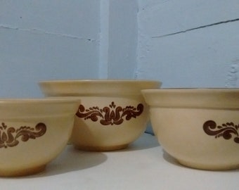 Vintage Pfaltzgraff Village Stoneware Nesting Mixing Bowls Set of 3, USA Made