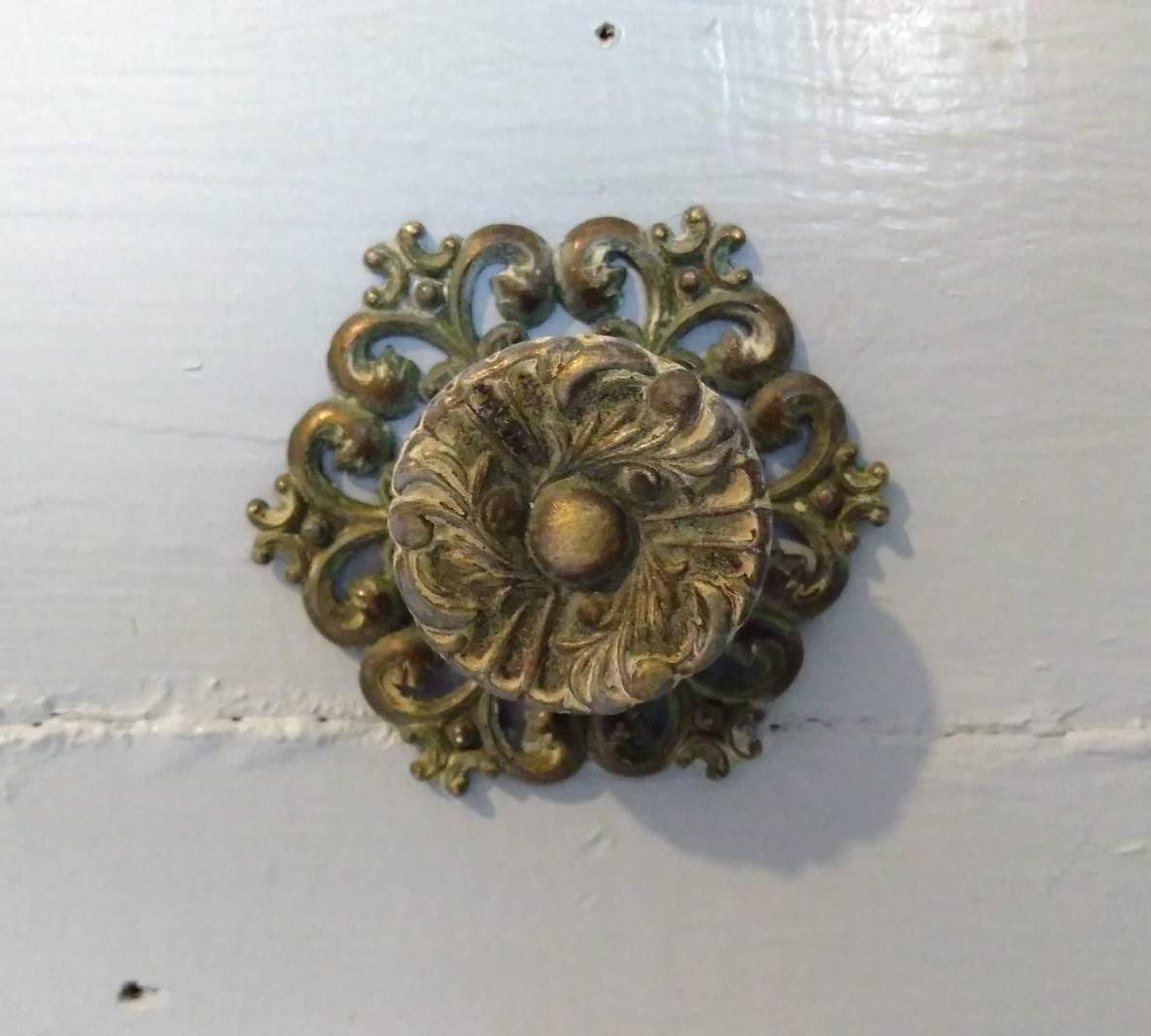 Vintage Ornate Floral Brass Color Knob with Back Plate Furniture