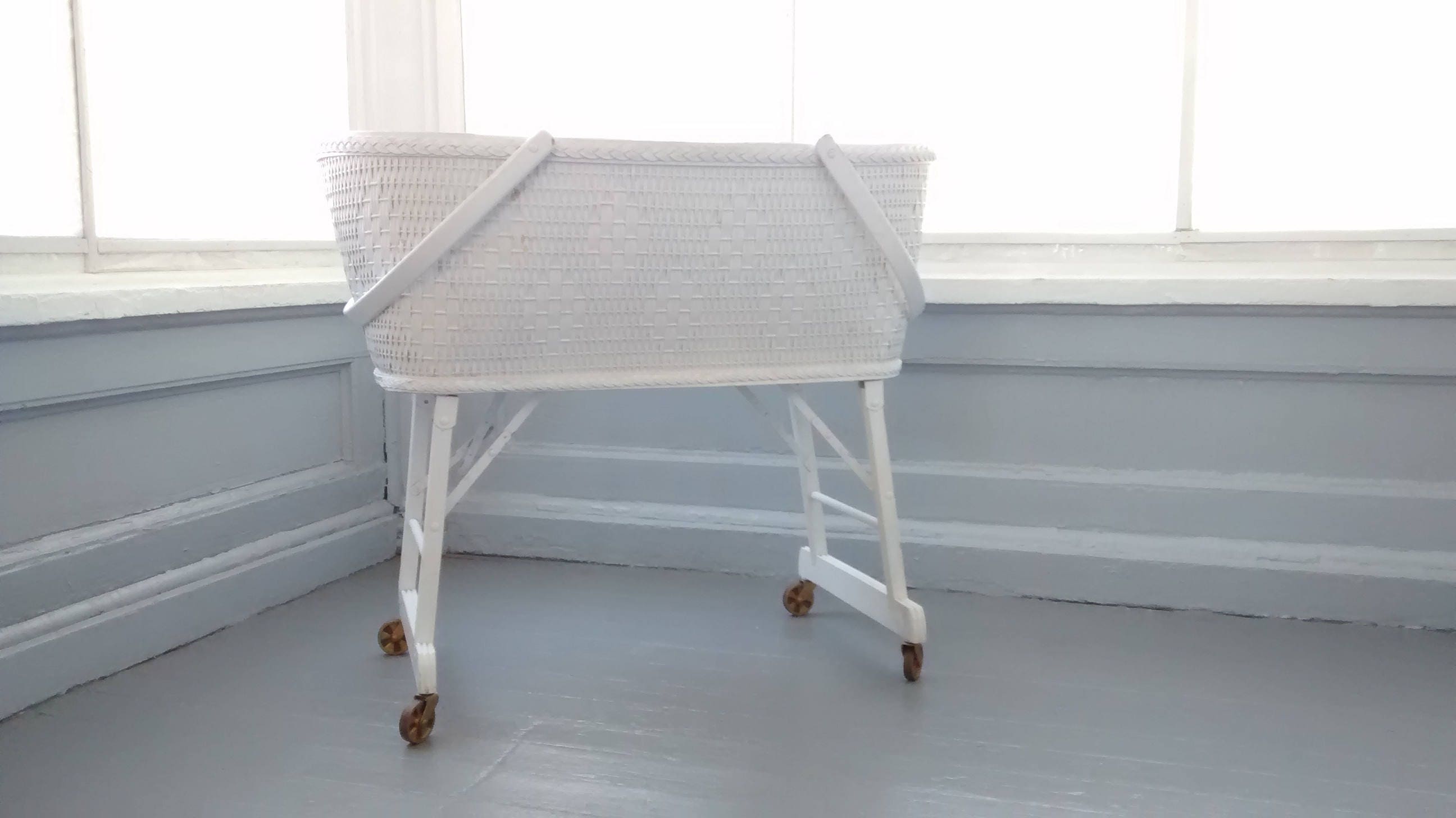 Vintage, Baby, Wicker, Wood, Standing, Wheels, Handles