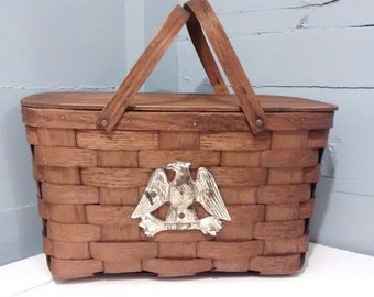 Vintage Lunch Basket Picnic Basket Vermont  Federal Wood Eagle Emblem Lid Handles Country Farmhouse Rustic Photo Prop RhymeswithDaughter