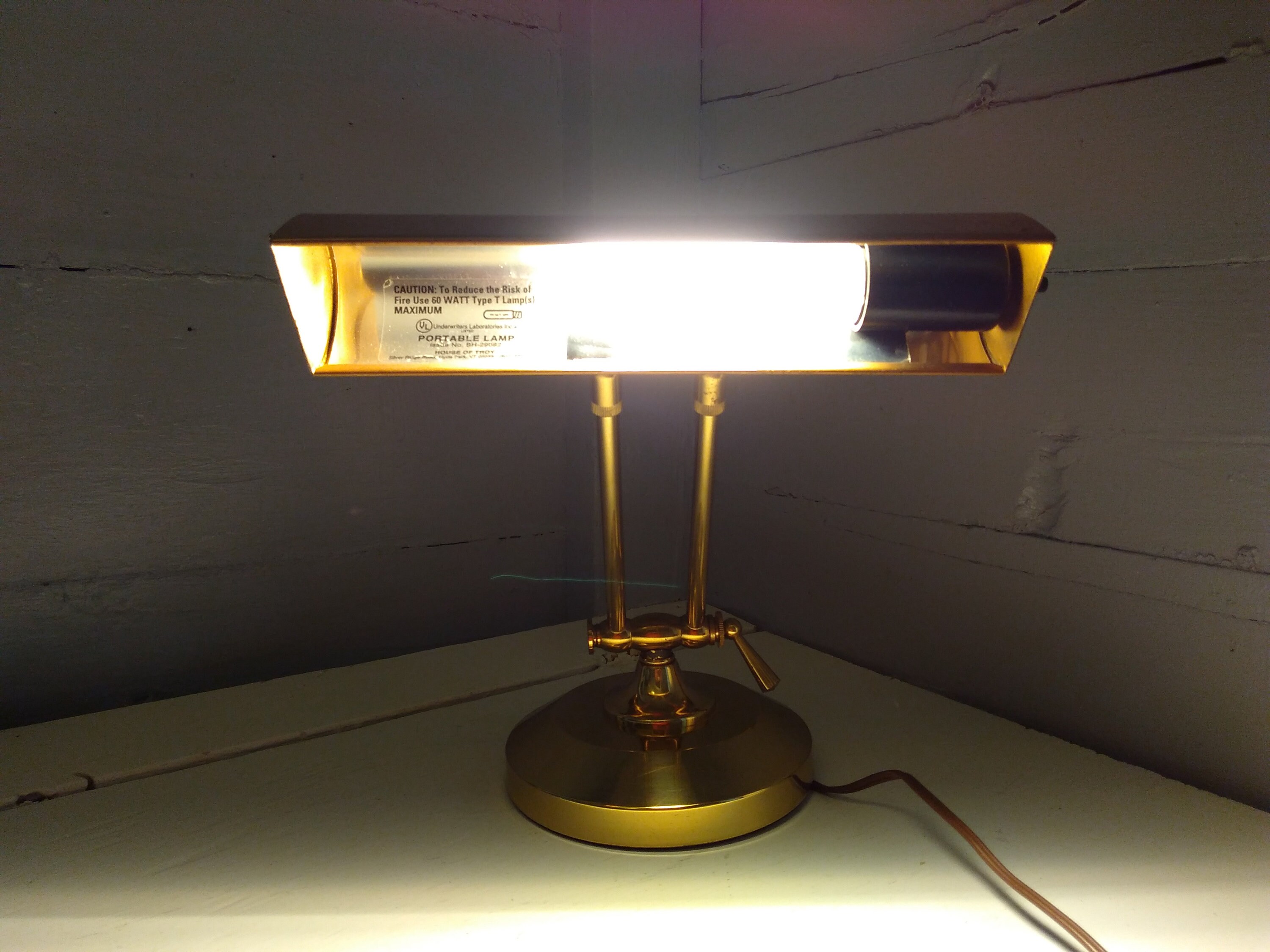 underwriters laboratories bankers lamp