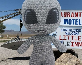 6" Crochet Alien. Amigurumi Grey Alien. Grey Alien. HandMade Grey Alien. Amigurumi Alien. Alien Doll. OOAK Alien. HandMade Alien.