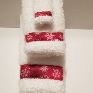 1:6 Scale Christmas Towel, Handmade Miniature Bath Towel with Snowflake trim