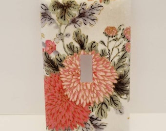Chrysantheme Lichtschalterplattenabdeckung, asiatisch inspirierter Blumenschalter