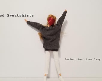 Sudadera de muñeca extragrande hecha a mano, ideal para muñecas con curvas.