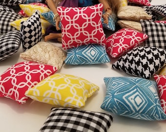 Almohada hecha a mano para casa de muñecas, cojín decorativo en miniatura, accesorio para muñecas de moda