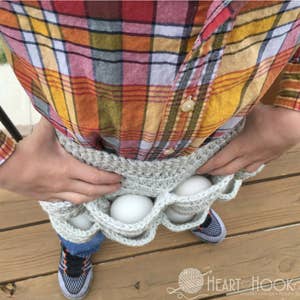 Egg-cellent Child Size Apron CROCHET PATTERN image 3