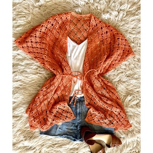 Maddie Ruana *** CROCHET PATTERN *** / Printable PDF / Crochet Ruana Pattern/ Size Inclusive Crochet / Basic Crochet Pattern