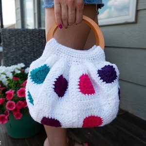 Fat Bottom Bag CROCHET PATTERN image 2