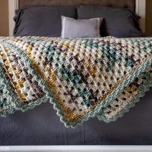 Flat Granny Blanket Crochet Pattern