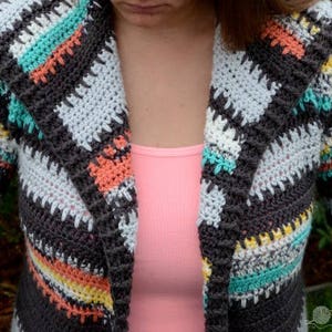 Painted Canyon Cardigan CROCHET PATTERN image 5