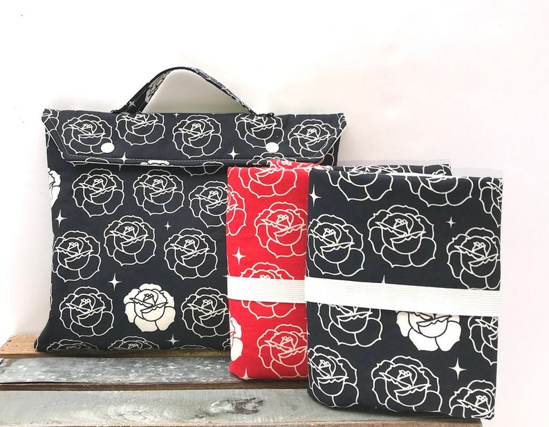 Travel Changing Mat Baby Changing Mat With Roses Girls Changing Mat Portable Gift For Baby Girls Waterproof Changing Mat