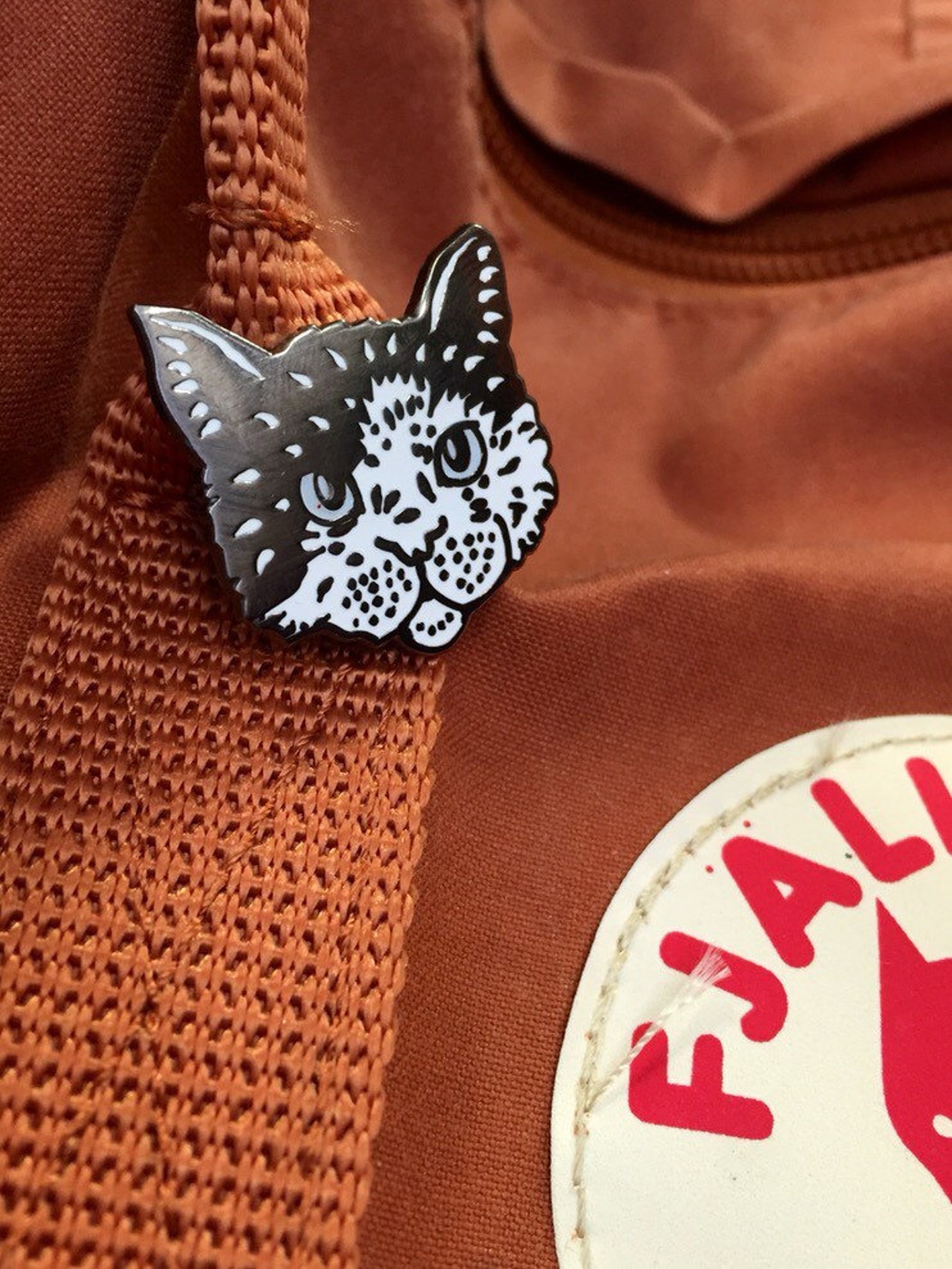 Enamel Cat Lapel Pin Badge Ray Winstone Cats Hard Enamel - Etsy UK