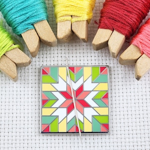 Starburst Quilt Block Needle Minder | Blossom