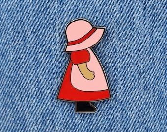 Sunbonnet Sue Enamel Pin | Hard Enamel Pin