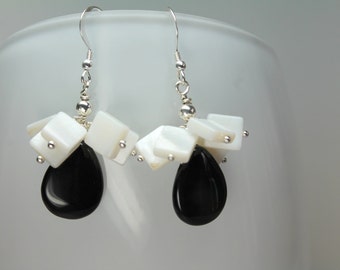 Black Onyx Earrings, Onyx Gemstones, Onyx Teardrop Earrings, Black & White, White Pearl Cluster, Onyx Drop Earrings, July Birthstone