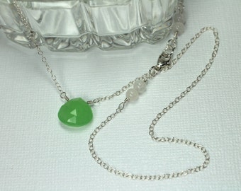 Green Chalcedony Necklace, Sterling Silver Necklace, Green Silver Necklace, Crystal Necklace, Simple Gemstone Necklace