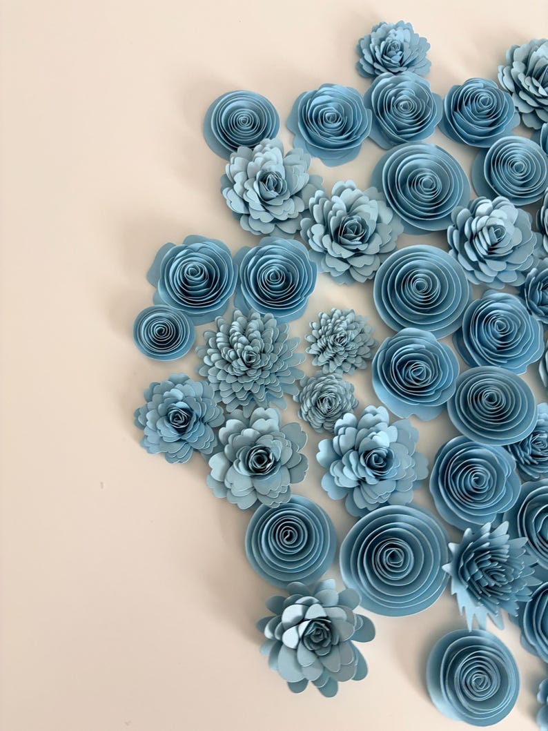 110 Pieces Light Blue Rolled Paper Flowers in Assorted Green Shades ...