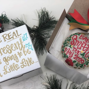 Christmas Baby Announcement Ornament with Gift Box - The Real Present is going to be a little late.. Baby Due 2020 - Christmas Floral Colors