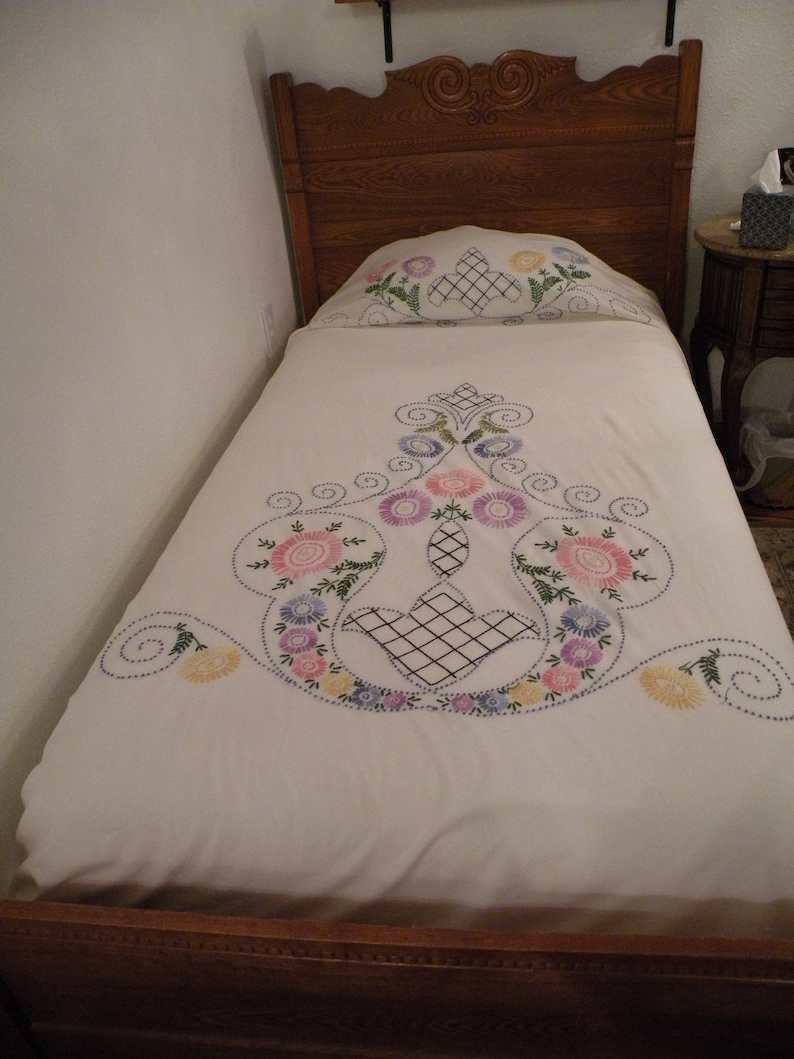 Vintage Floral Embroidery Bedspread Etsy