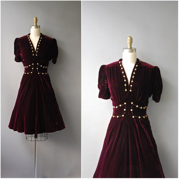 1930's Burgundy Velvet Dress//Party Dress//30's Velvet Dress