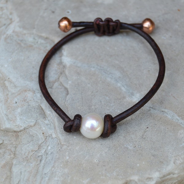 Unisex 3mm Leather Adjustable Bracelet with Large Genuine White Freshwater Pearl, Solid Copper Bead Ends Natural Leather Sliding Square Knot