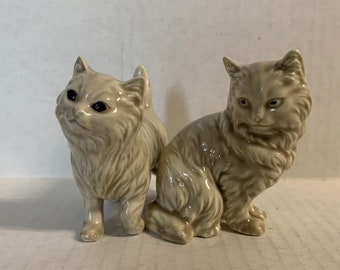 Persian Cat Kitten Figurine Set Of 2 FLAW Porcelain Vintage