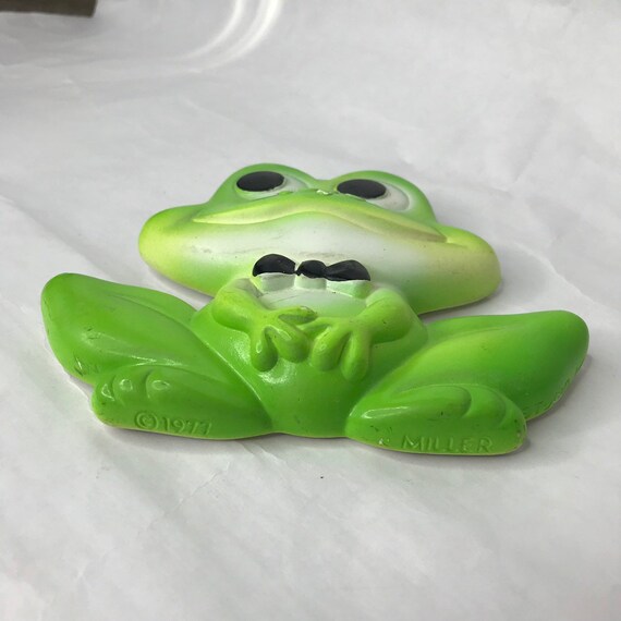 Vintage 1977 Miller Studio Boy Girl Frog Bathroom Wall Art Bath