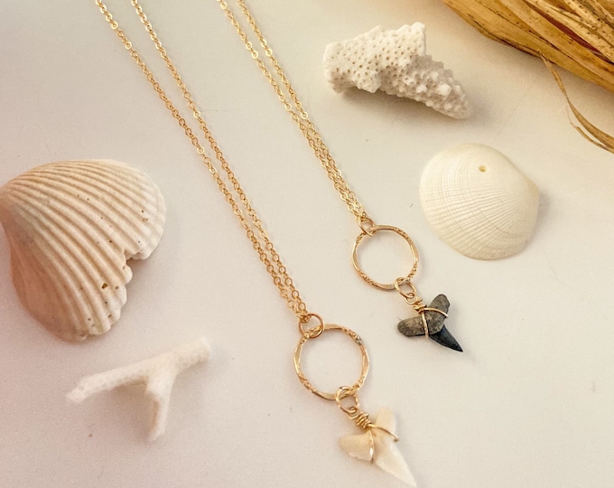 New! // Shark Tooth Circle Lariat Necklace