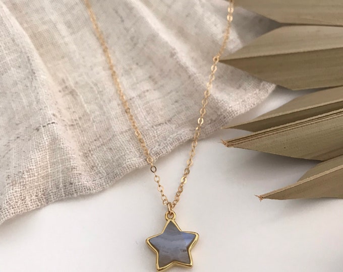 New! // Mini Agate Star Necklace