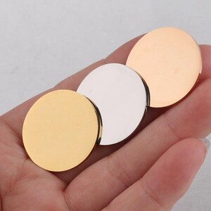 DISCS Metal Stamping Blanks, Circle Tags with Hole, Round Charm