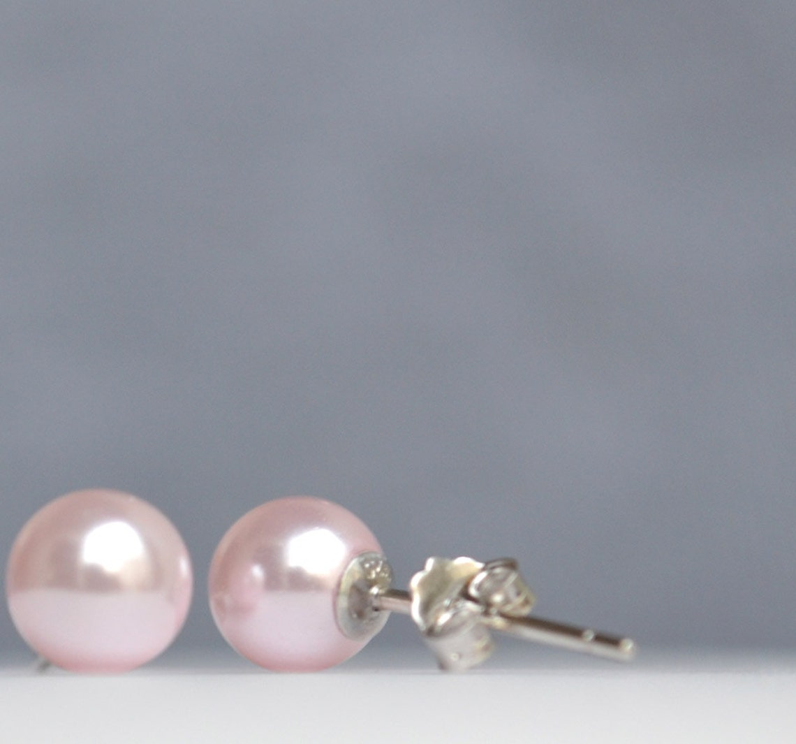 Pale pink pearl earringspale pink earringwedding Etsy