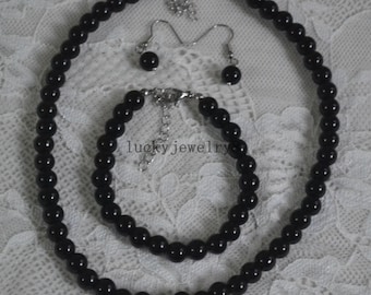 Perlenset, schwarze Perlenset, Perlenkette, Perlenarmband, Perlenohrringe, Glasperlen, Brautjungfer Geschenke, Perlenschmuck, Hochzeitskette, Party