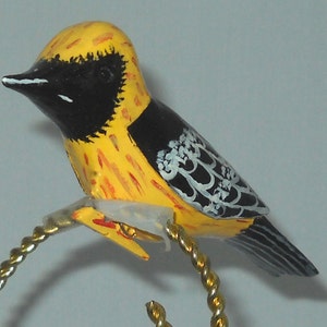 Hooded Oriole Christmas Ornament, Hand Carved Clip-on Bird image 2