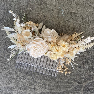 Dried Flower Hair Comb /Flower Preserved Hair Comb / Cream, White Neutral floral Comb / Bridesmaids Hair Comb / Bridal headpieces