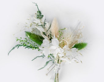 White, Cream & Green Dried Flower Boutonniere / Preserved Flowers Pin Corsage / Everlasting Boutonniere/ Dried Flower Bundle