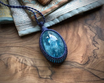 Clear Aquamarine pendant, deep blue, macrame necklace, high quality aquamarine, large aquamarine, dark blue, deepest blue, ocean stone