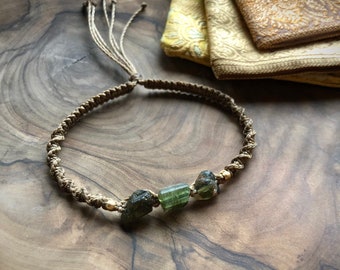 Men bracelet, tourmaline macrame bracelet with rough beads, rough tourmaline crystal, green, green tourmaline, husband gift, boyfriend gift