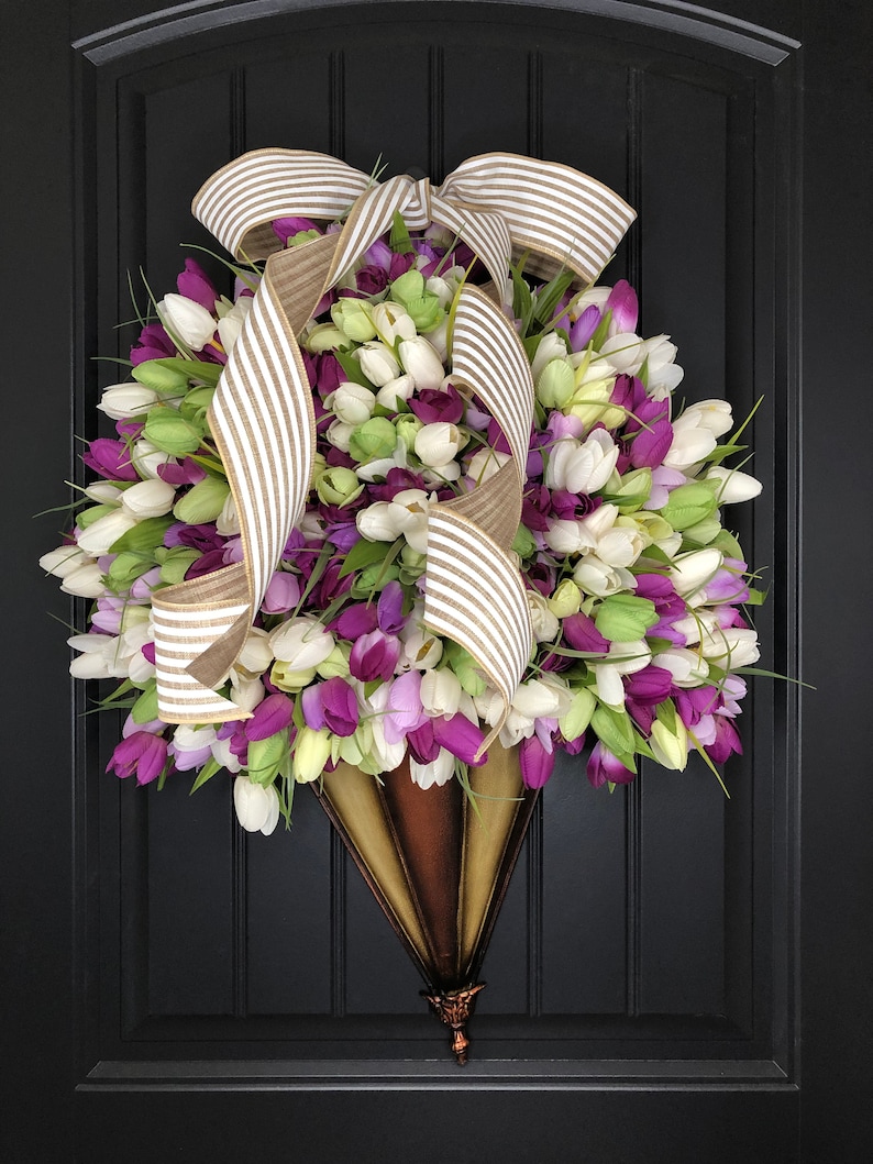 Spring wreath-tulip wreath-frontdoor tulip wreath-summer tulip wreath-farmhouse tulip wreath-Mother\u2019s day wreath-handmade tulip wreath