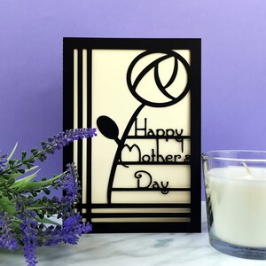 Carte de voeux pour la fête des mères de style art déco - motif floral rose découpé dans du papier - couleurs au choix