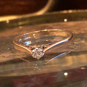 9ct Gold Diamond Ring, full hallmarked with Free Postage