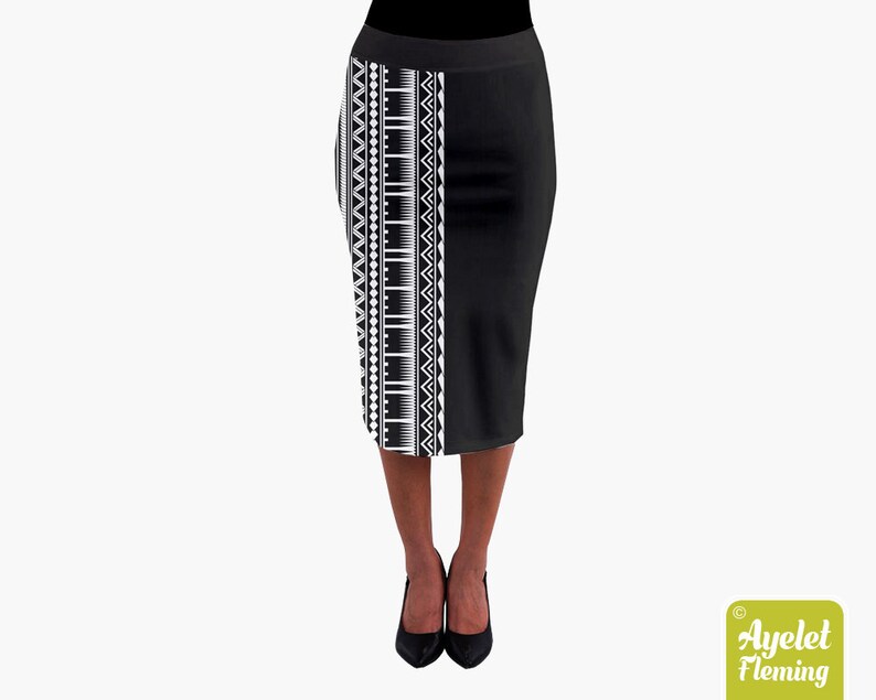 black hawaiian skirt