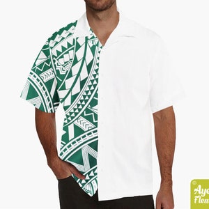 Hawaiihemd Männer - Polynesisches Hemd - Samoan Shirt Design am Ärmel - Halbes weißes dunkles Smaragdgrün Bowlinghemd S-5XL