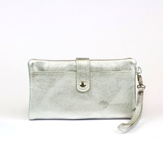womens silver purse