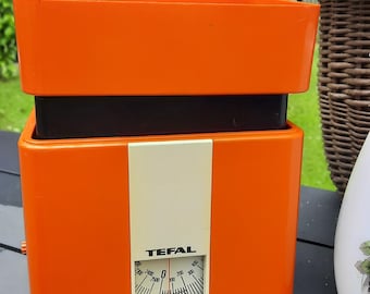 Vintage Tefal Kitchen Scale Orange/Cream – 70s Retro Design – With Removable Bowl & Lid – Operates up to 2.5 kg