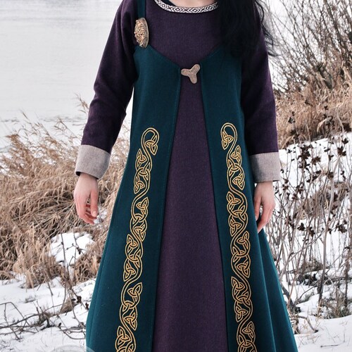 Early Medieval Viking Woollen Apron Dress With Handmade Silk - Etsy