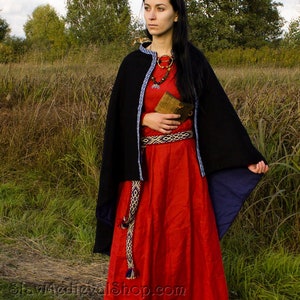 Early Medieval Viking Wool Cloak valkyrie With Woven Selvedge for Women ...