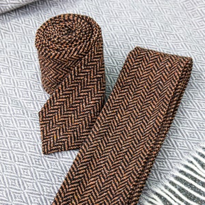 Early Medieval Viking fabric herringbone twill wool leg wraps/ Putees, Winningas for historical reenactment costume with bronze/silver hooks
