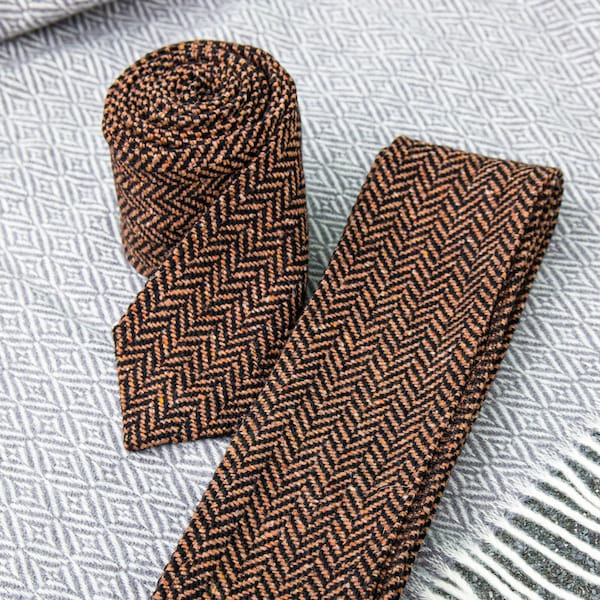 Early Medieval herringbone twill wool leg wraps/ Putees, Winningas with bronze/silver hooks for Slavic Viking man historical costume