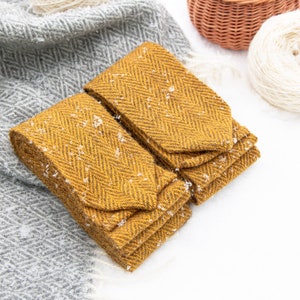 HANDWOVEN 100% raw wool Early Medieval dyed (colored) leg wraps in herringbone twill for Viking man costume | Wickelbander Winningas putees